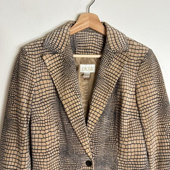 Vtg cache ladies 100% leather suede snake print double closure blazer size 2 - Picture 2 of 11